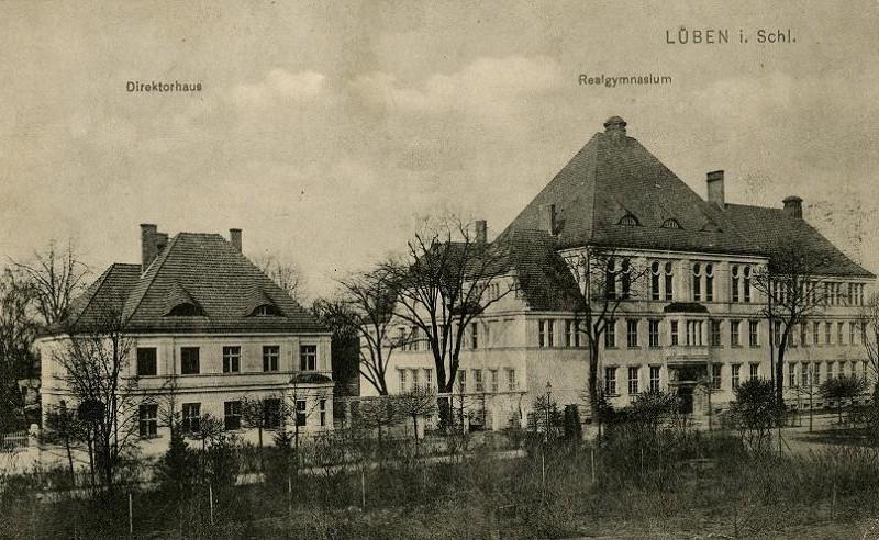 Gymnasium und Direktorhaus Lüben