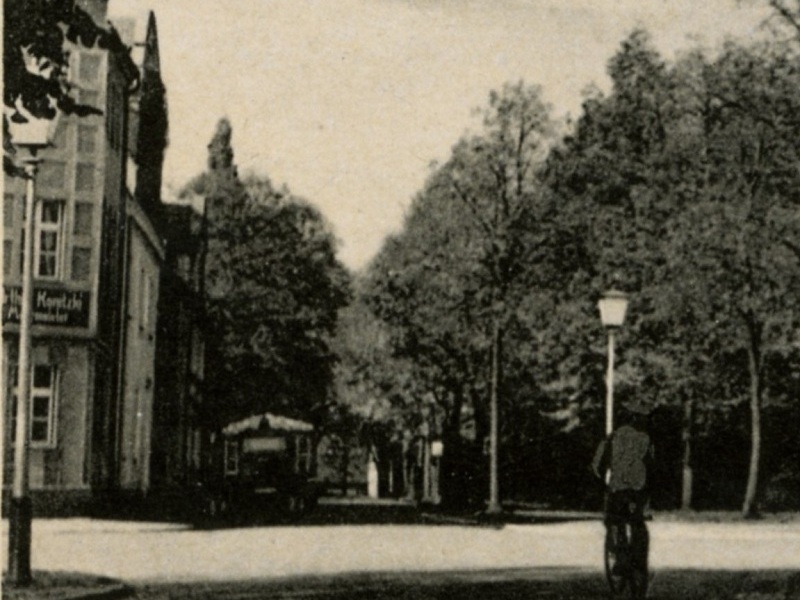 Bahnhofstraße in Nr. 5, Ecke Schulpromenade, Malermeister Arthur Konitzki