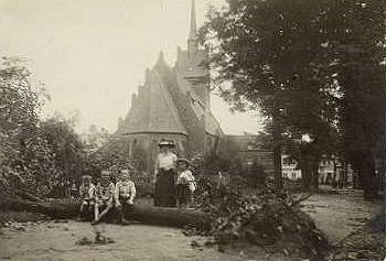 An der Katholischen Kirche