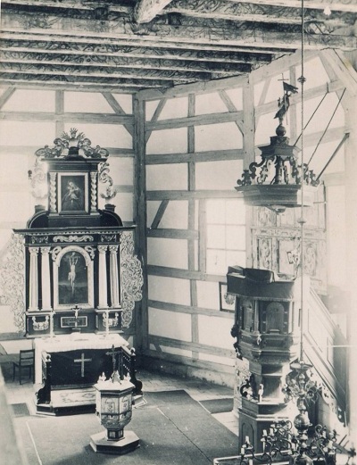 Innenraum der Altstädter Kirche vor 1945, Blick auf Altar, Taufstein und Kanzel