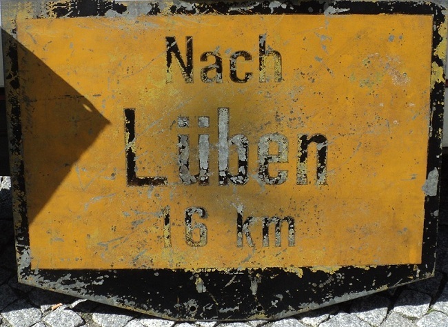 Wegweiser nach Lüben