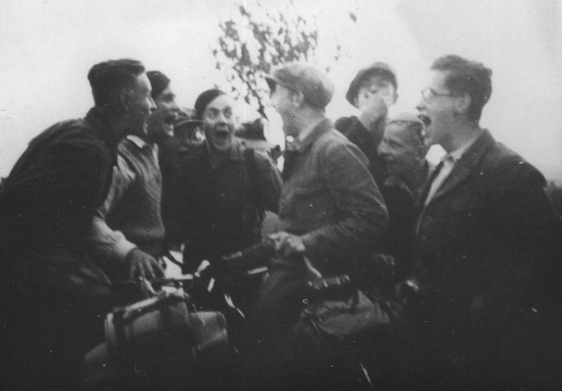 Schulausflug im Jahr 1931 nach Schlawa mit Studienrat Fiedler