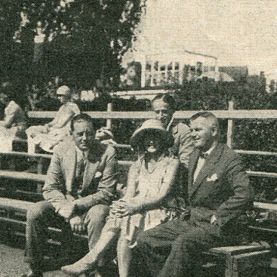 Gustave Richard Gadebusch, Charlotte Gadebusch und Baumeister Hübner