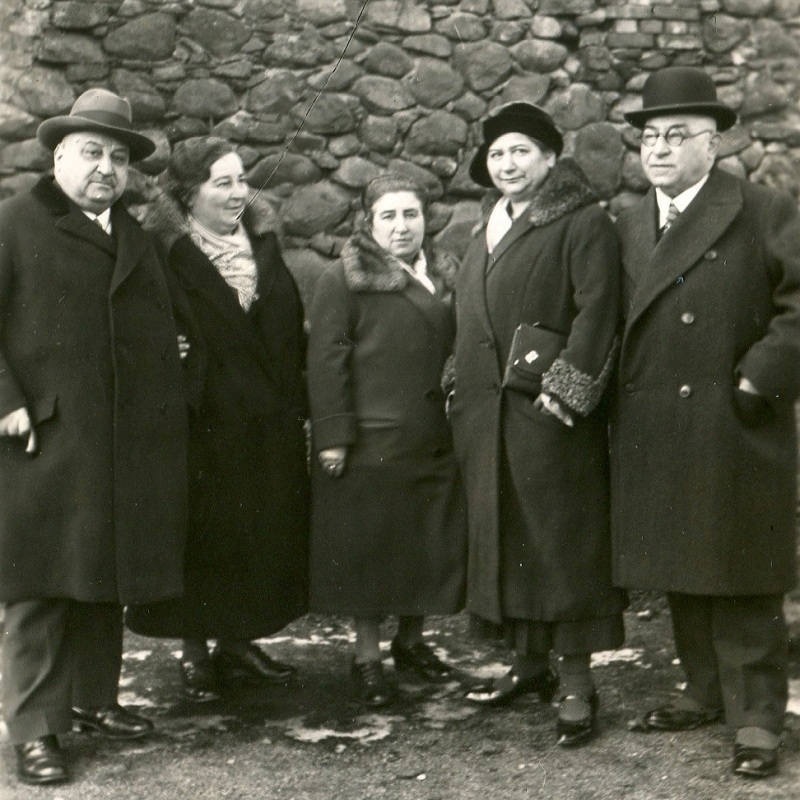 Simon, Amalia, Bianca, Margarethe und Hermann Philippsberg, 1932 in Lüben