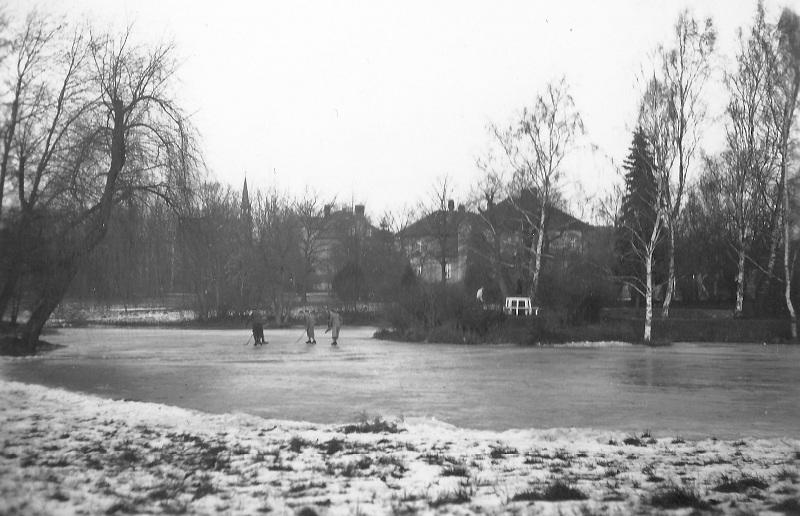 Eishockey auf dem Gelände der Heilanstalt