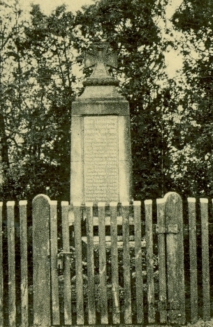 Kriegerdenkmal Herbersdorf auf einer Ansichtskarte der 1930er Jahre