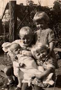 Karl-Heinz, Christine, Margot und Gisela in Klein Reichen