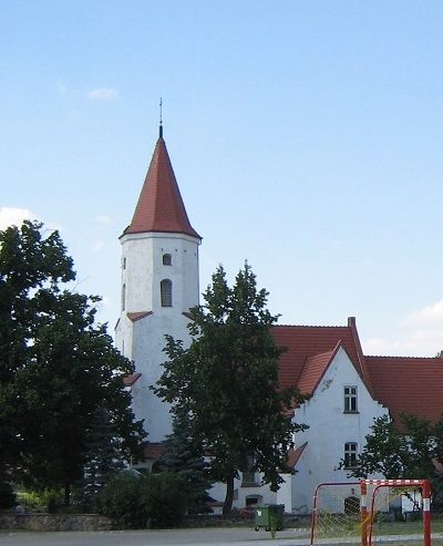 Kirche zu Ossig 2010, Foto von Piotr K.