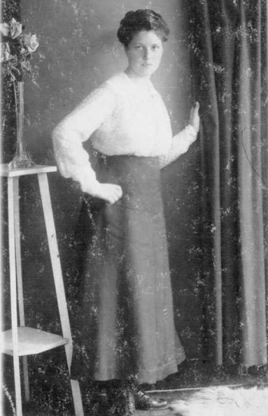 Charlotte Herzig um 1900
