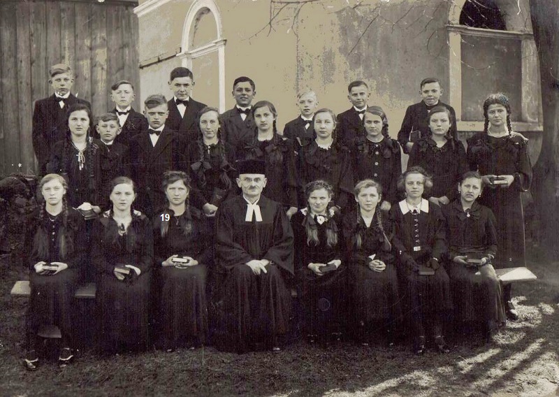 Konfirmation in Pilgramsdorf um 1936